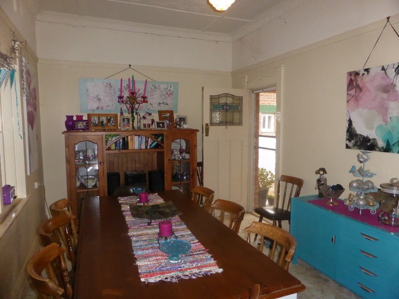 28 Bogan Street, Parkes NSW 2870