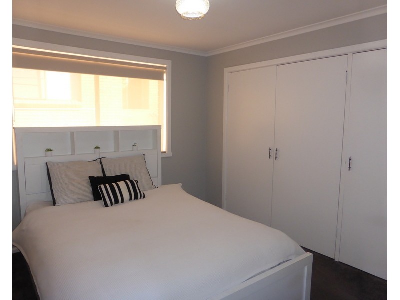 38 Barton Street, Parkes NSW 2870