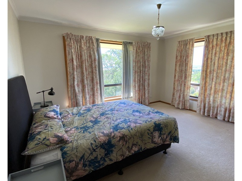 4 Mendos Place, Parkes NSW 2870