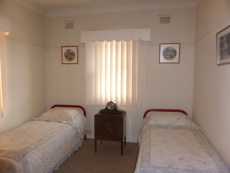 17 Goobang Street, Parkes NSW 2870