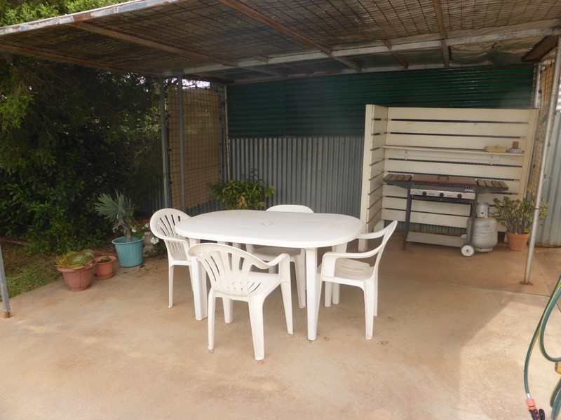 17 Goobang Street, Parkes NSW 2870