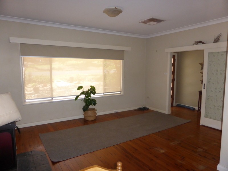9 Lorking Street, Parkes NSW 2870