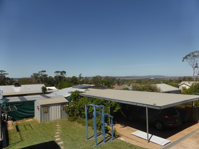 9 Lorking Street, Parkes NSW 2870