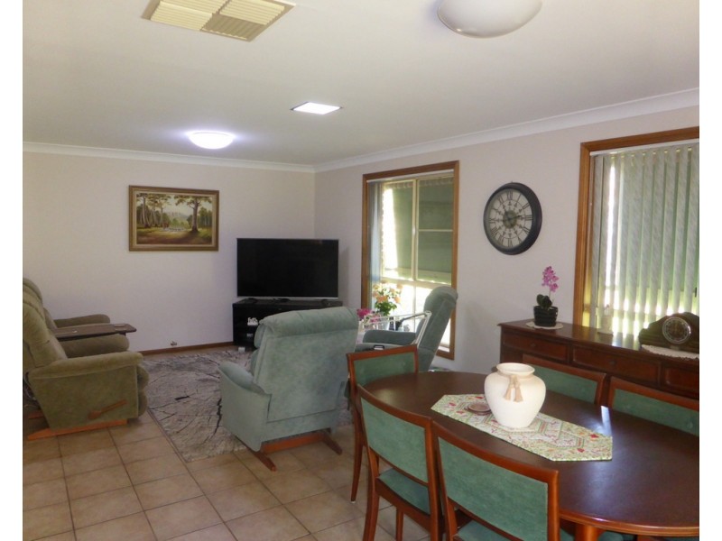 18 Danilenko Street, Parkes NSW 2870