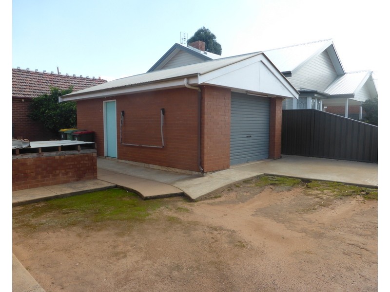 34 Church Street, Parkes NSW 2870