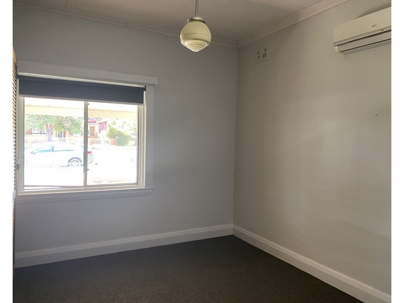 59 Bushman, Parkes NSW 2870