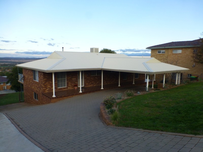 9 Glenwarrie, Parkes NSW 2870