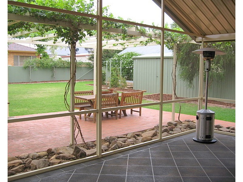 32 Cecile Street, Parkes NSW 2870