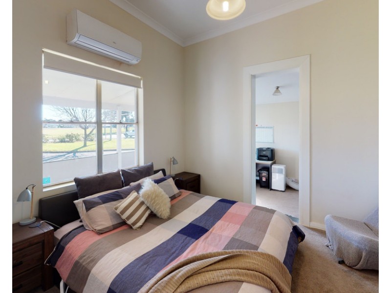 13 Forbes Road, Parkes NSW 2870