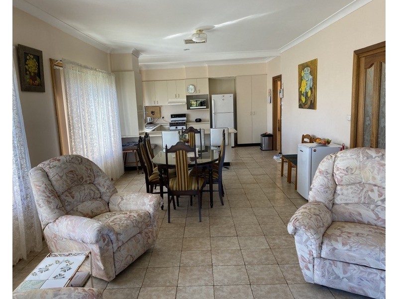 15 Gallop Avenue, Parkes NSW 2870