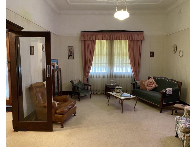 63 Hill Street, Parkes NSW 2870