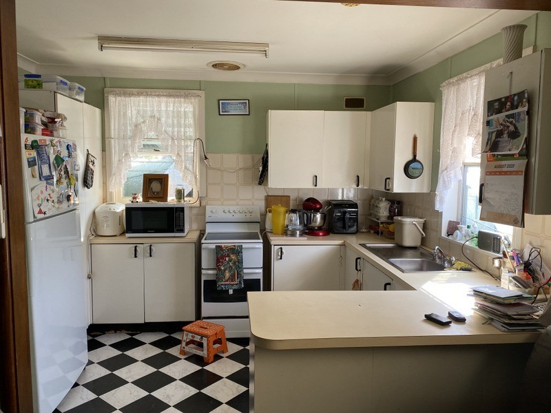 16 Miller Street, Parkes NSW 2870