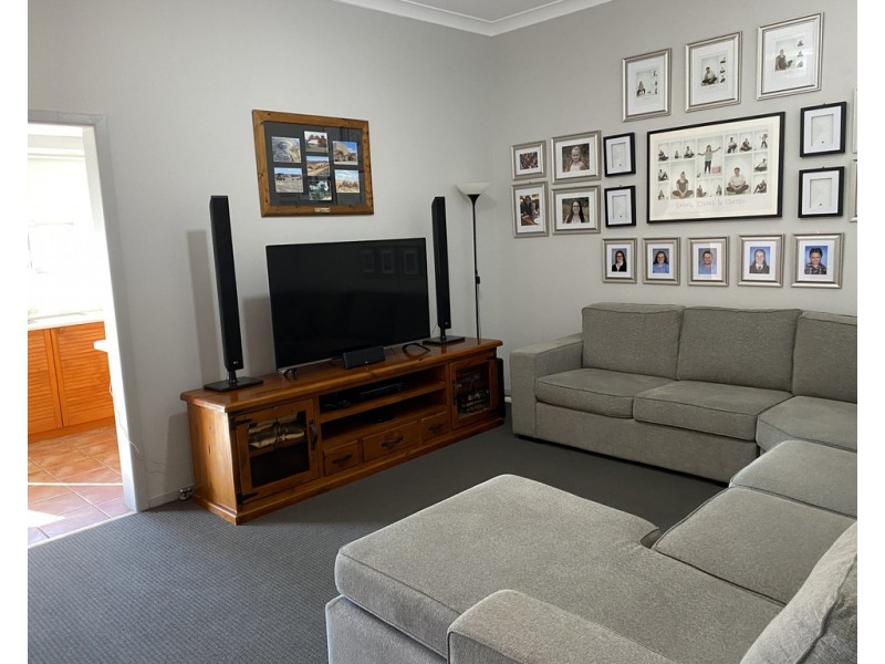 31 Coleman Road, Parkes NSW 2870