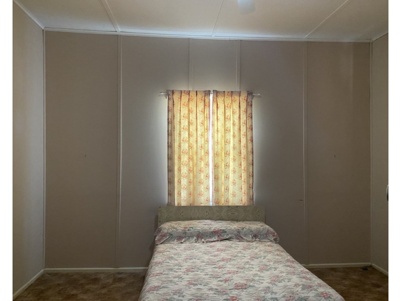 3 Lawson Street, Parkes NSW 2870