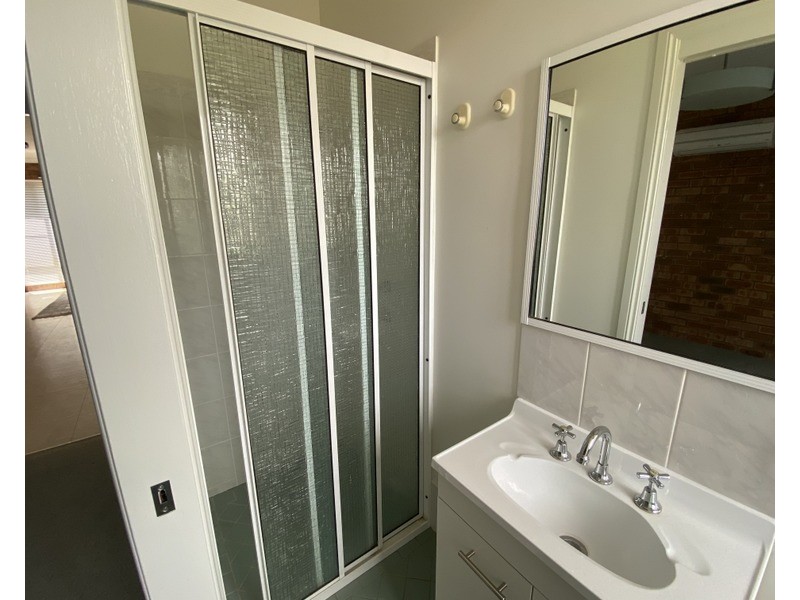 1 Mendos Place, Parkes NSW 2870