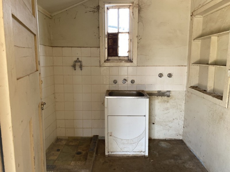 33D Albert Street, Parkes NSW 2870