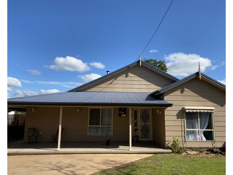 3 Oswin Street, Parkes NSW 2870