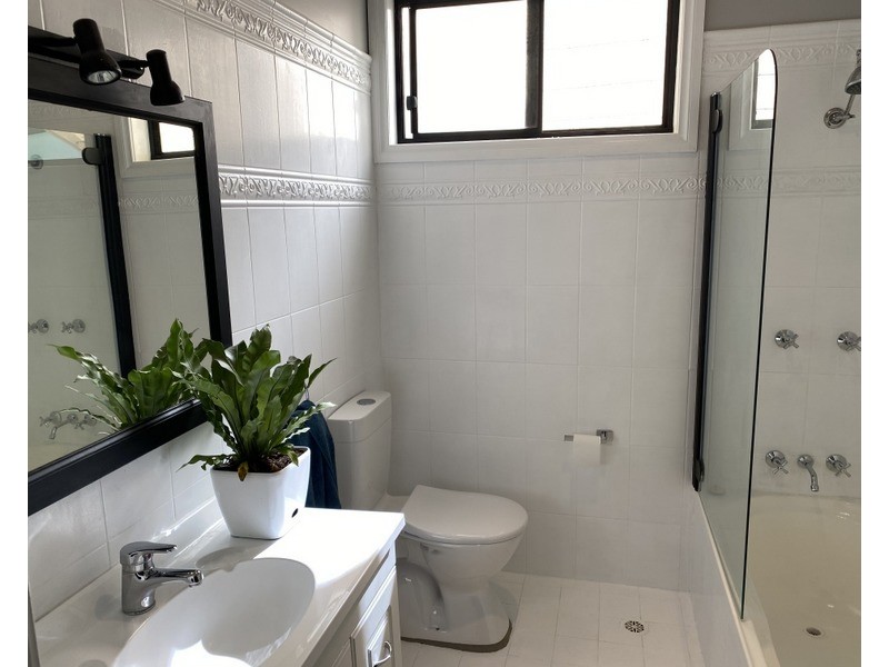 3 Oswin Street, Parkes NSW 2870