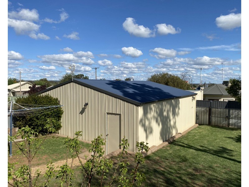 3 Oswin Street, Parkes NSW 2870