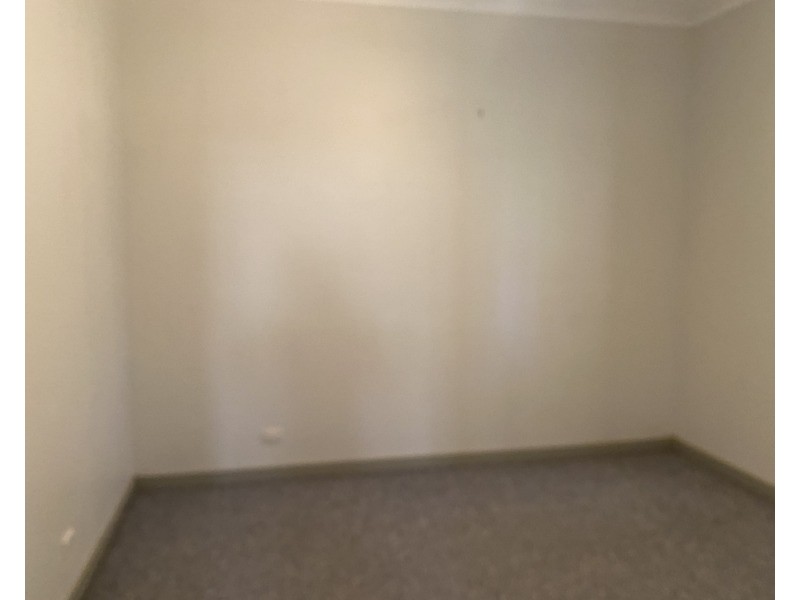 11 Grenfell Street, Parkes NSW 2870
