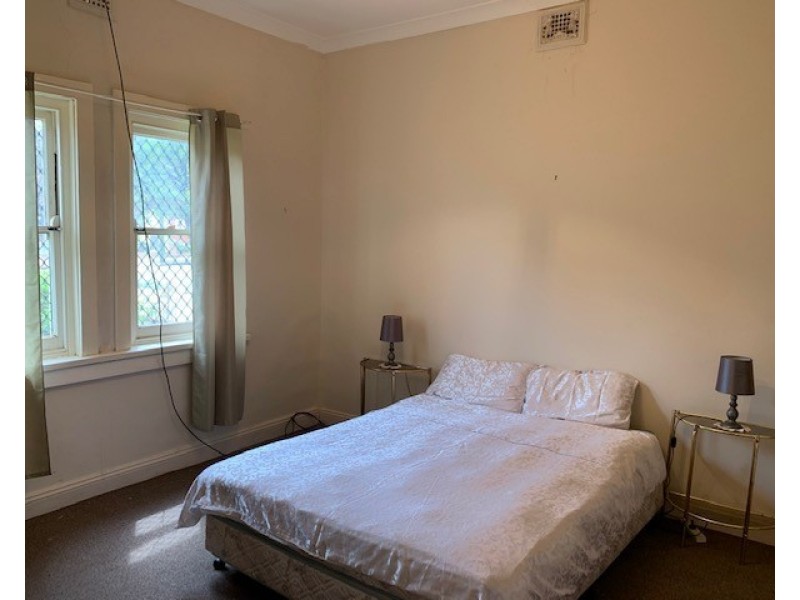 65 Dalton Street, Parkes NSW 2870