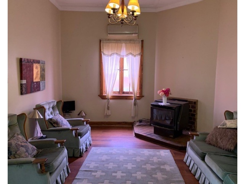 65 Dalton Street, Parkes NSW 2870