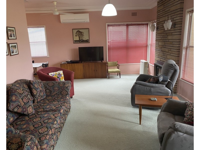 38 Hill Street, Parkes NSW 2870