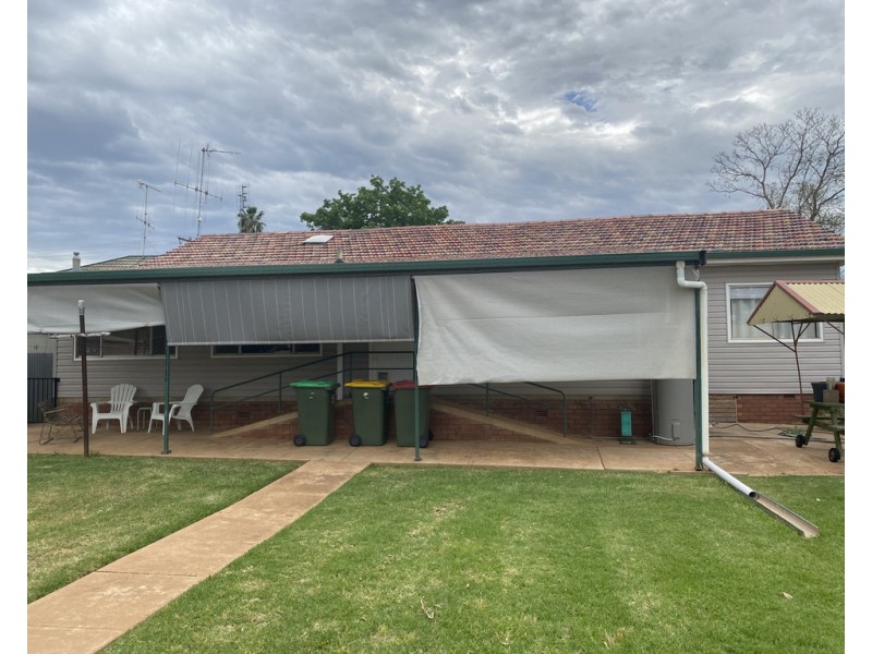 38 Hill Street, Parkes NSW 2870