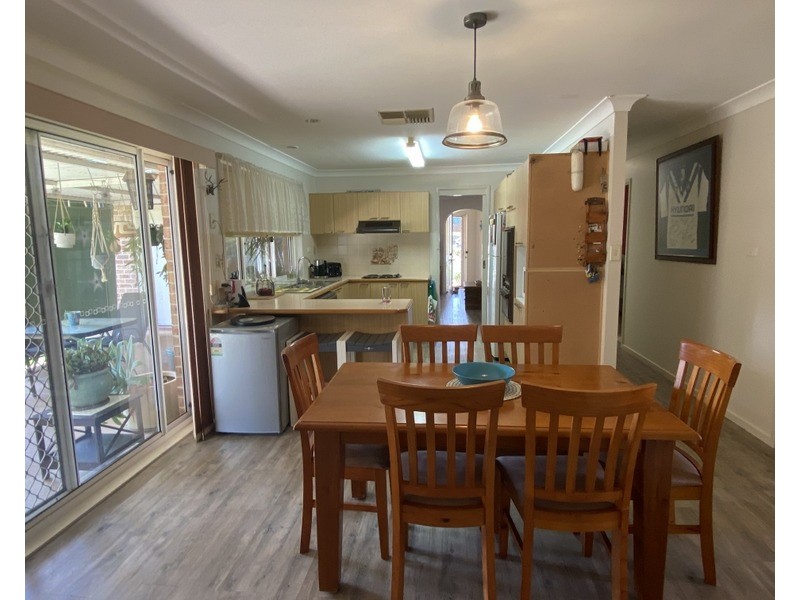 4 Glengowrie Close, Parkes NSW 2870