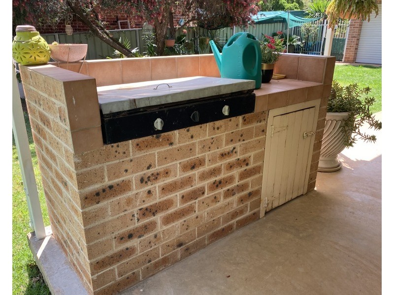 4 Glengowrie Close, Parkes NSW 2870