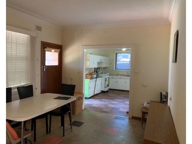 56 Derribong Street, Peak Hill NSW 2869