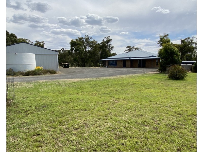 77 Deep Lead, Parkes NSW 2870