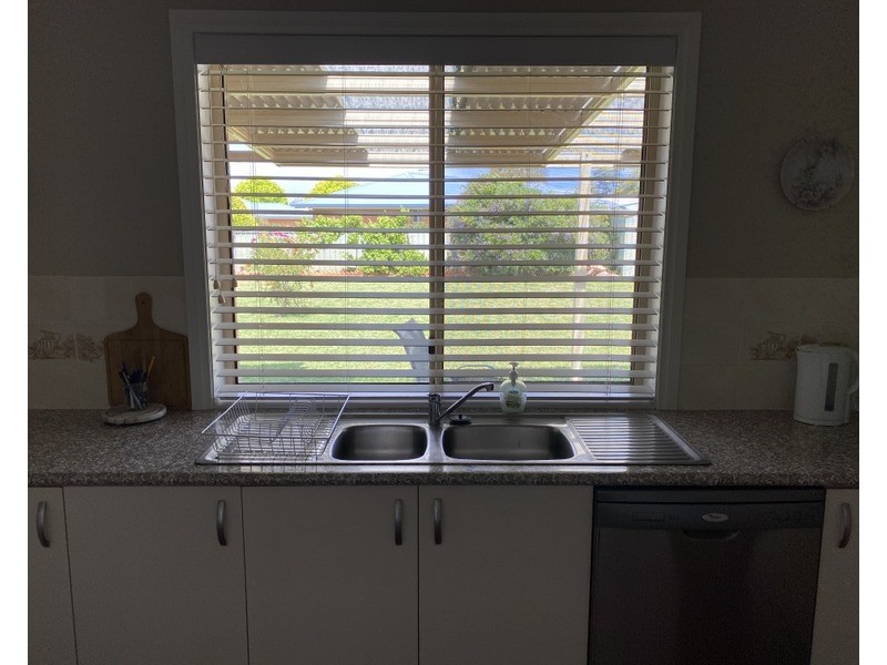 14 Christina Close, Parkes NSW 2870