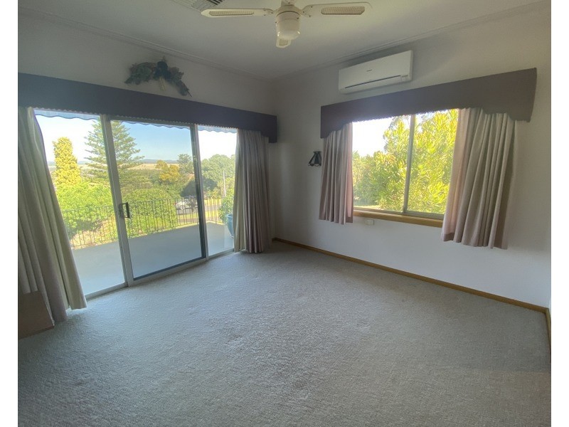22 Mengarvie Road, Parkes NSW 2870