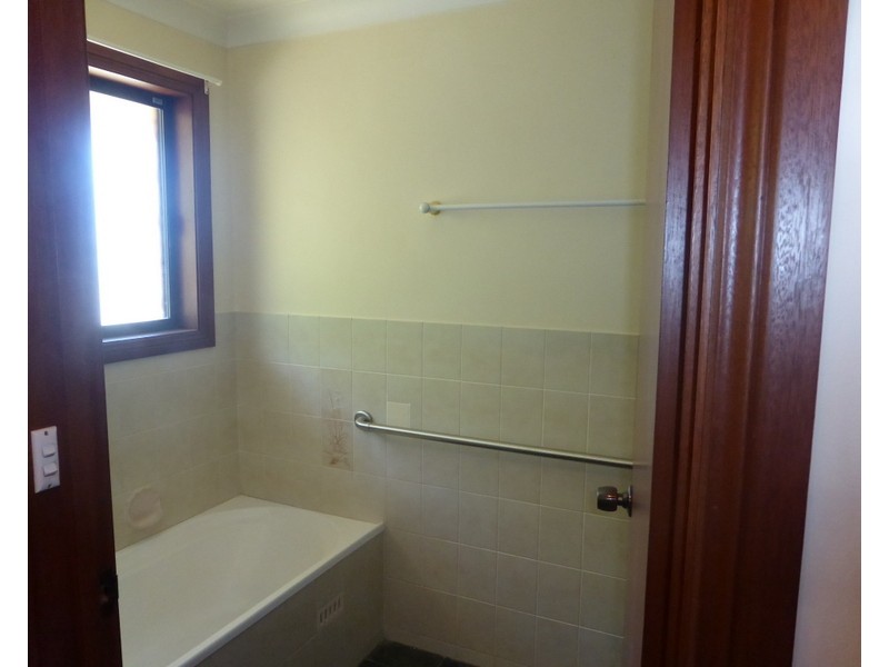 46 Russell Street, Parkes NSW 2870