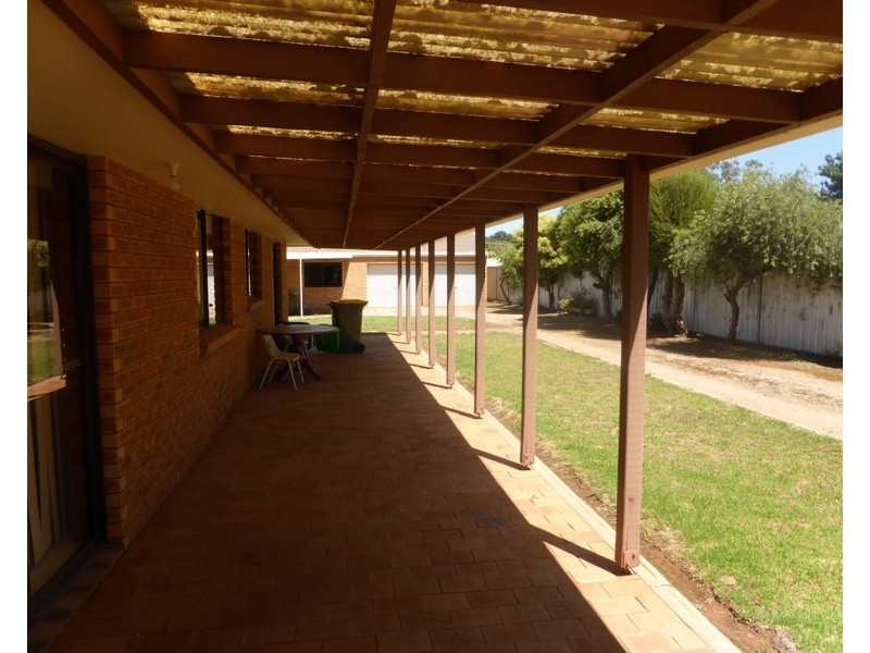 46 Russell Street, Parkes NSW 2870