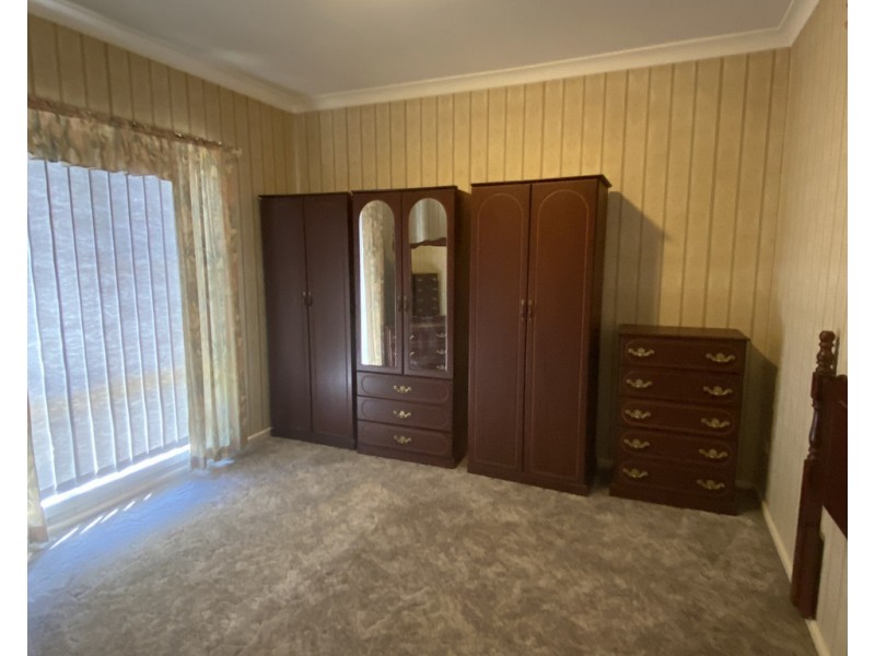 37 Woodward Street, Parkes NSW 2870