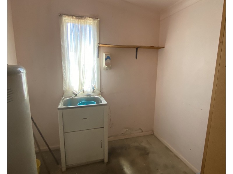 37 Woodward Street, Parkes NSW 2870