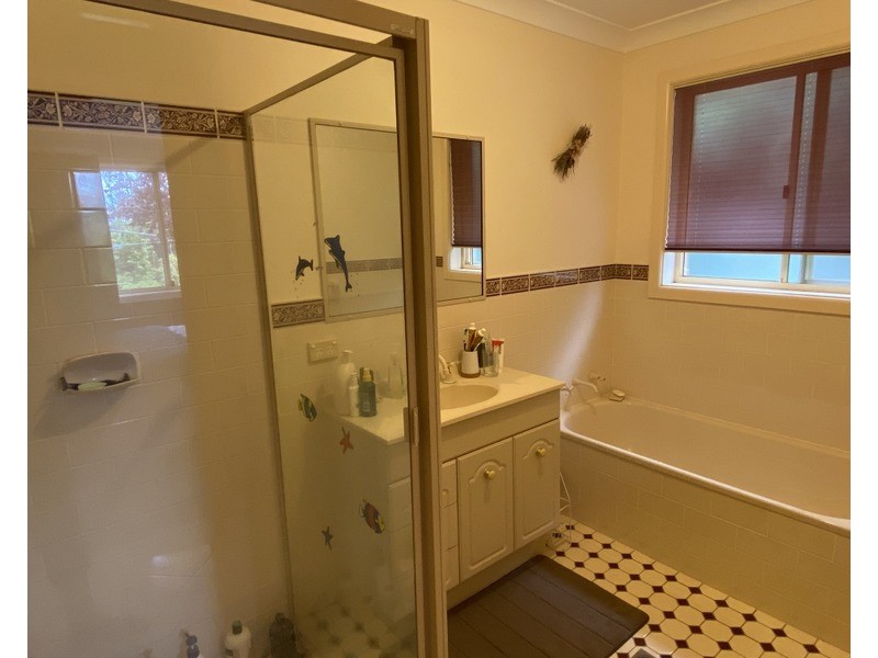 14 Vaucluse Place, Parkes NSW 2870