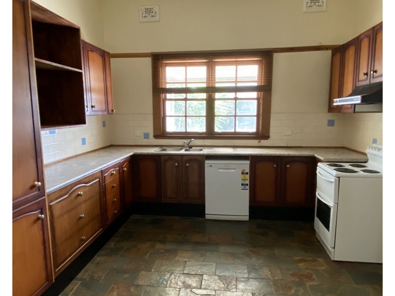 93 Hill Street, Parkes NSW 2870