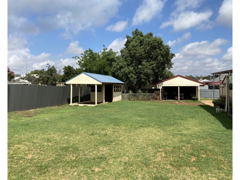 17-19 Callaghan Street, Parkes NSW 2870