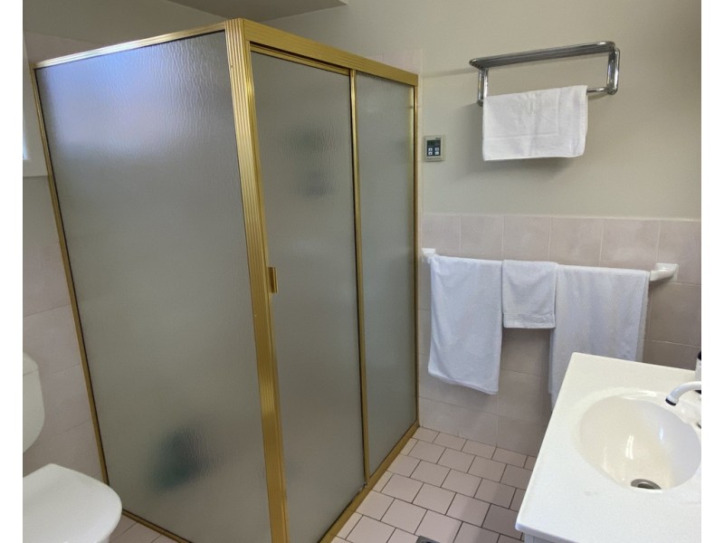 4 Danilenko Street, Parkes NSW 2870