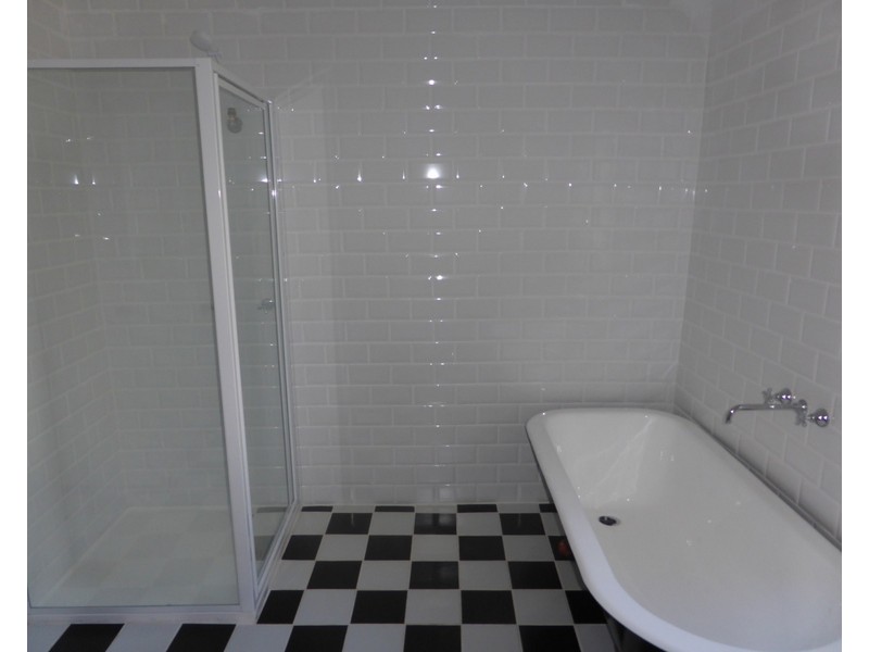 70 Orange Street, Parkes NSW 2870