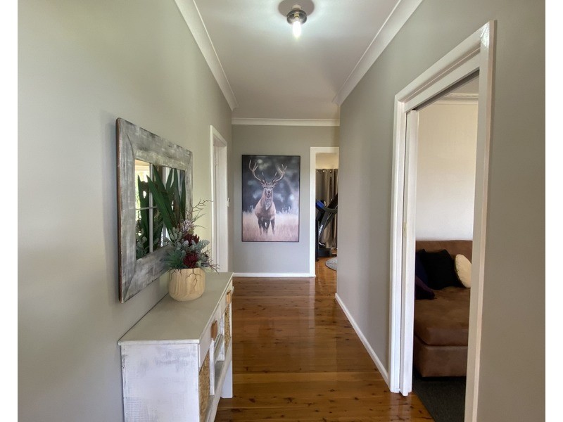 4 Lorger Street, Parkes NSW 2870