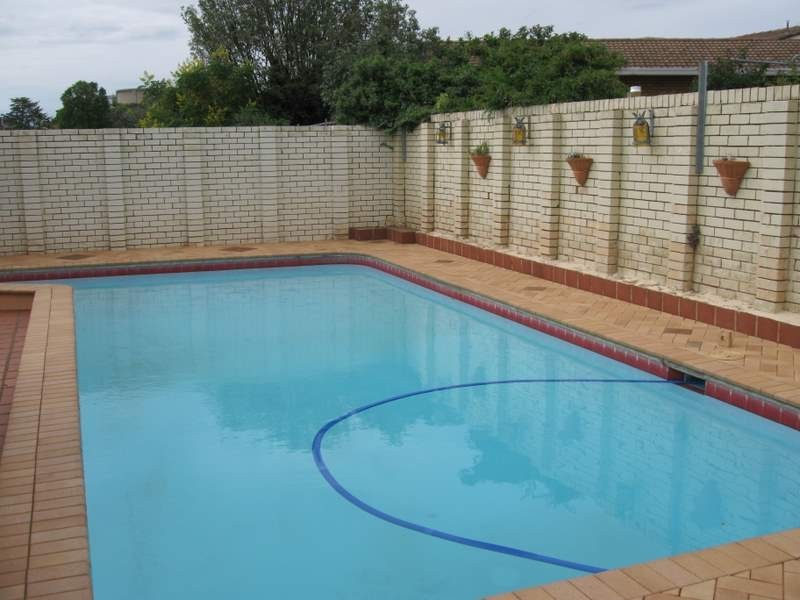 73 East Street, Parkes NSW 2870