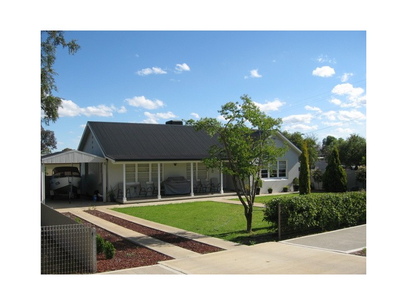 2-14 Clarinda Street, Parkes NSW 2870