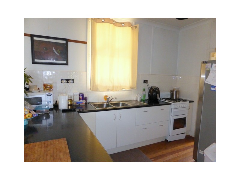 10 Gallop Avenue, Parkes NSW 2870