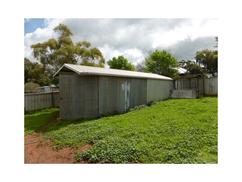 10 Gallop Avenue, Parkes NSW 2870
