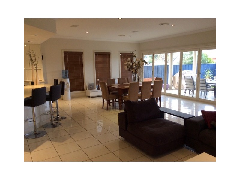 53 Church Street, Parkes NSW 2870