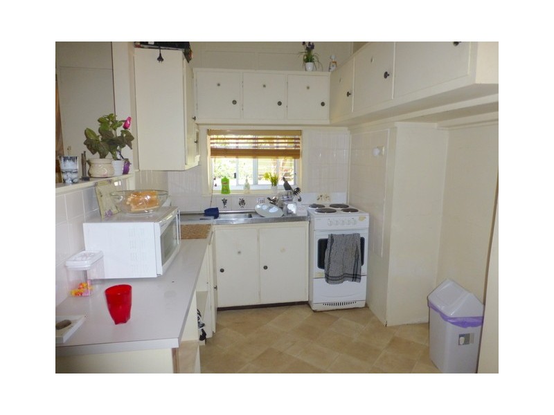9 Gallop Avenue, Parkes NSW 2870